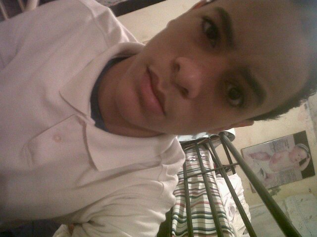 - Si Tu mente es pobre El dinero !NO¡ te Ara rico, si tu mente es rica Tendras abundancia de dinero, #Lellegate  :D xD :3 ♥