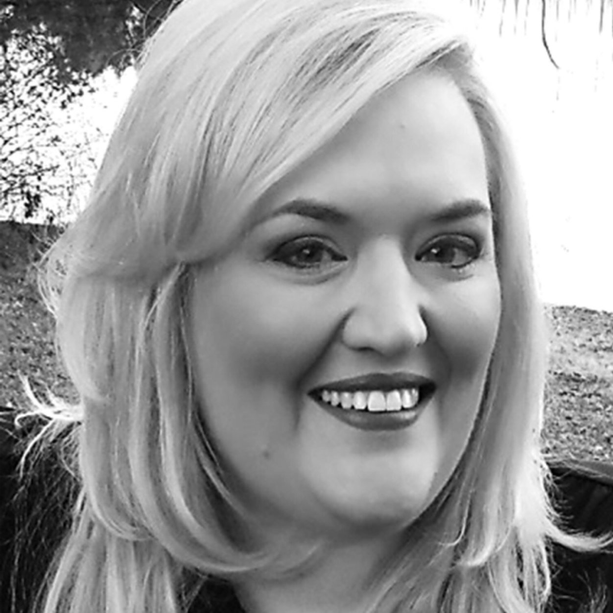 lindsaymeleea's profile picture. Proverbs 31:30; Managing Director of ΑΓΔ