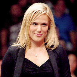 frigidqueen's profile picture. some like to turn up the heat, but i like to cool it down.