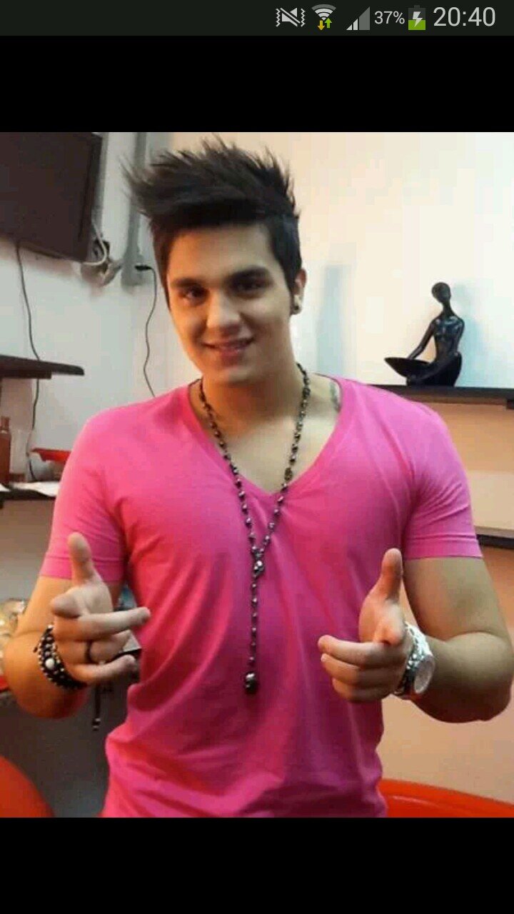 FC Oficializado.   Para dois principes e mozis da minha vida @luansantana @lucaslucco amo vcs s2 insta: kamello_