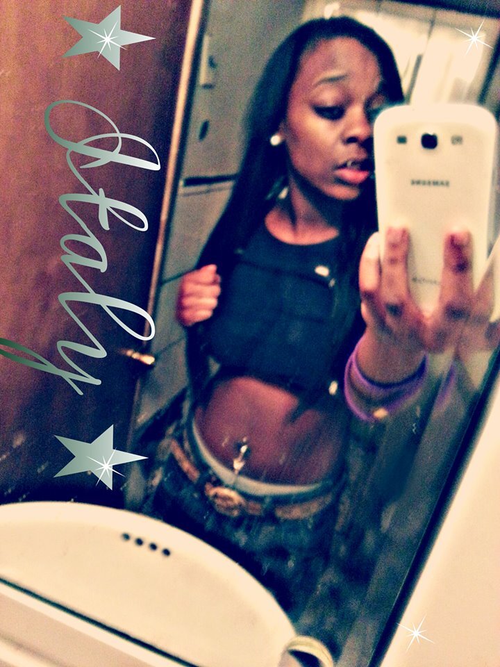 2Girls_1Asia's profile picture. Team Lesbian #Team Single #Team Fuck Your Twitter, Follow Me In Real Life .!
