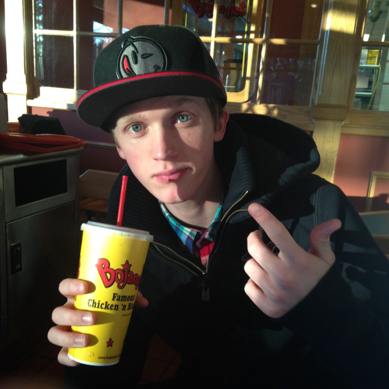 Glory to God. Vemma Affiliate: Bronze Leader. Musician.