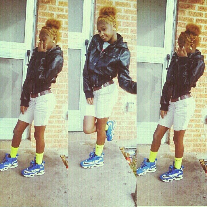 c|o 2014 . love yourself girl or nobody will .