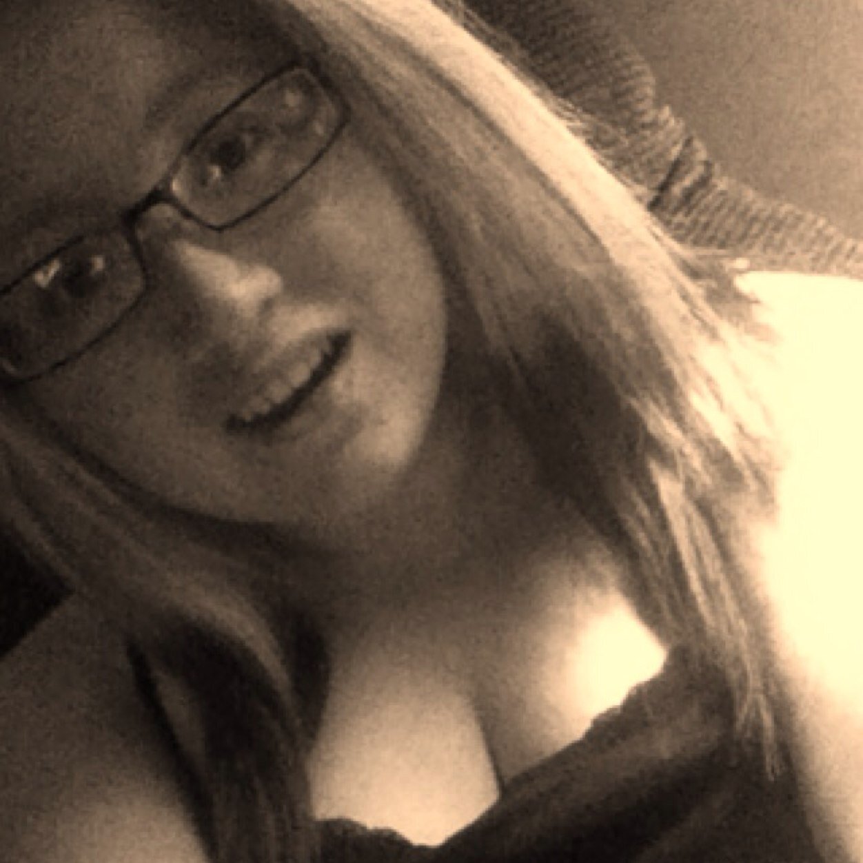 Mycaylaaa's profile picture. Jose is my everything 1.28.14 forever (: