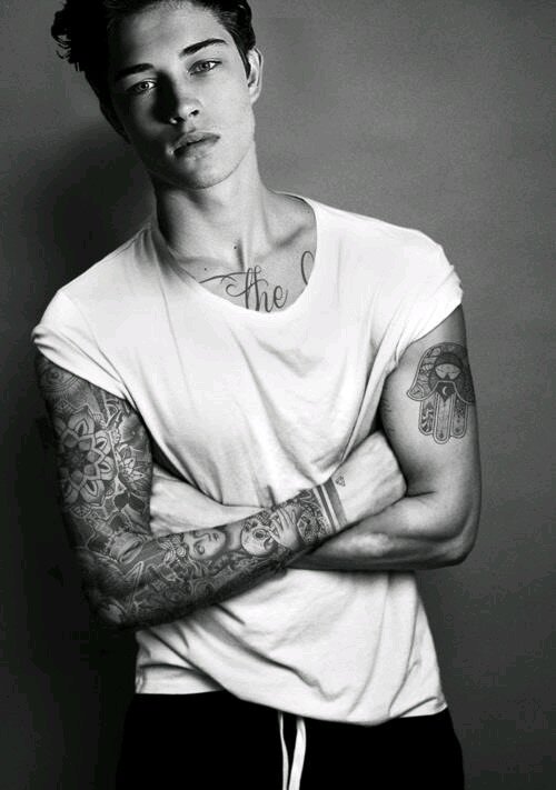 HesFakinq's profile picture. 