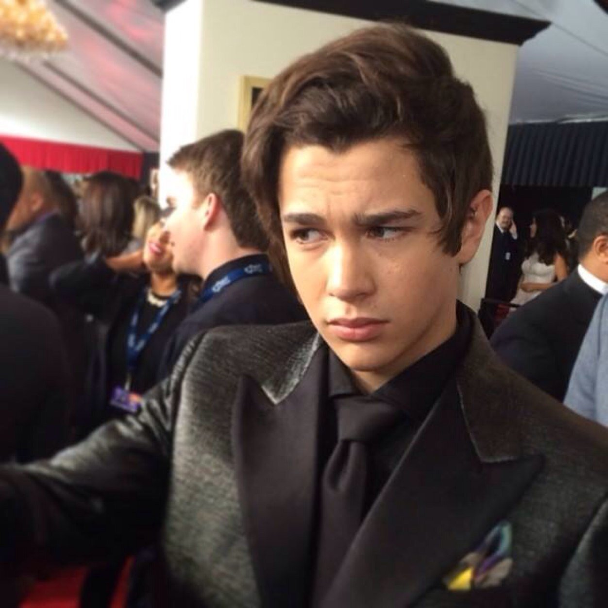 Austinspubes_'s profile picture. Well congrats on your free follow❘Dont follow back, follow me back on @Catloves1DandJB ↓also follow me on instagram↓ http://t.co/3cXOeOzhSQ