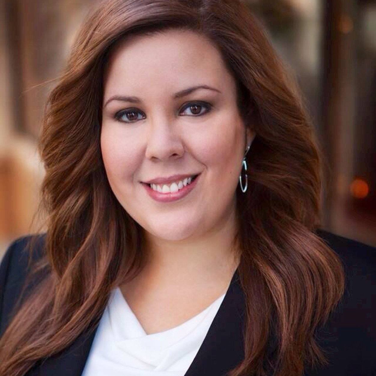 Darlene_Realtor's profile picture. Realtor-Graphic Designer-Investor