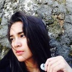 WidyVina's profile picture. 