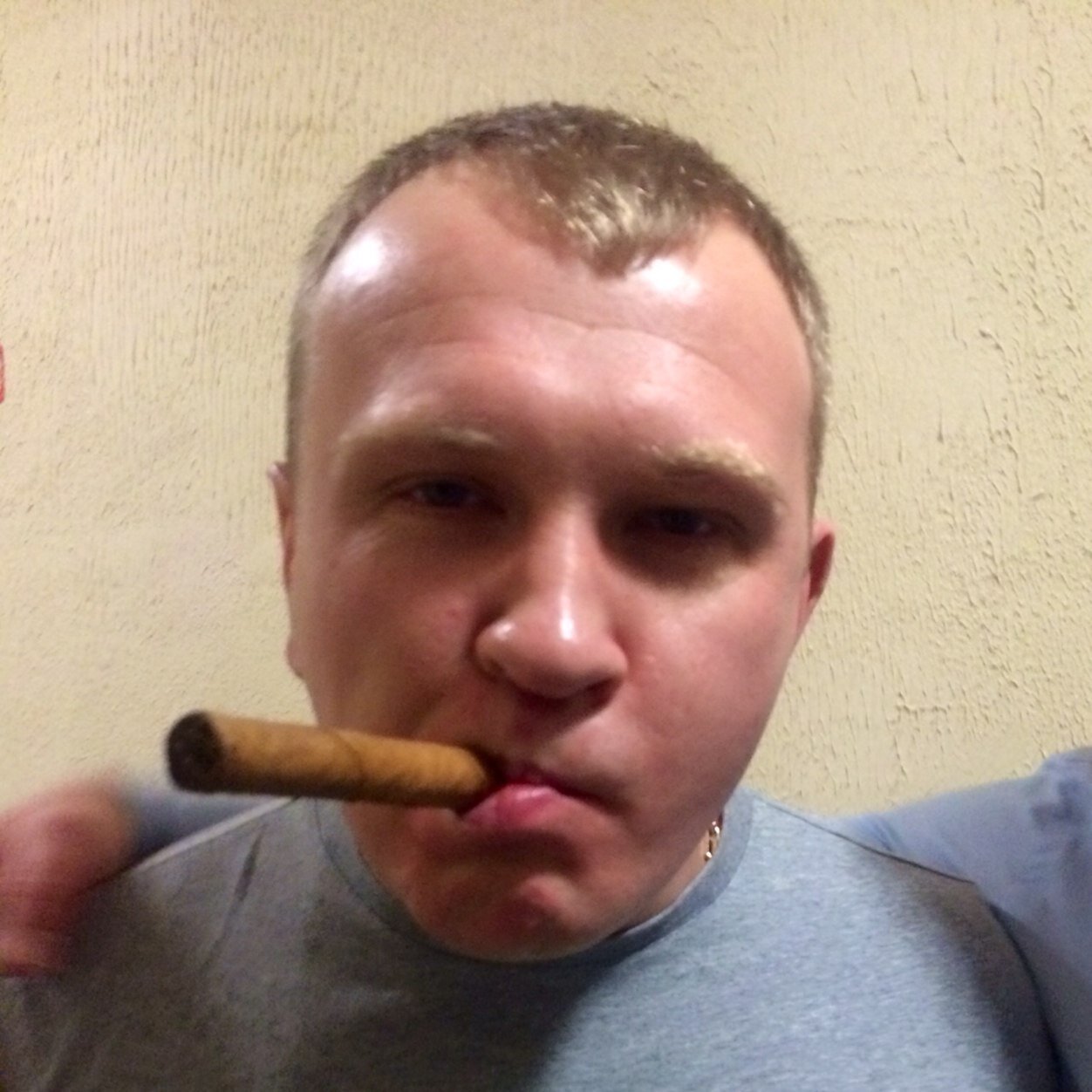 ViktorLeontev's profile picture. 