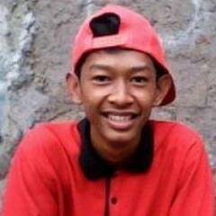 stbdriaaa :* @rra_ria5 | Orangnya tinggi kurus item manis mancung humoris kocak :D