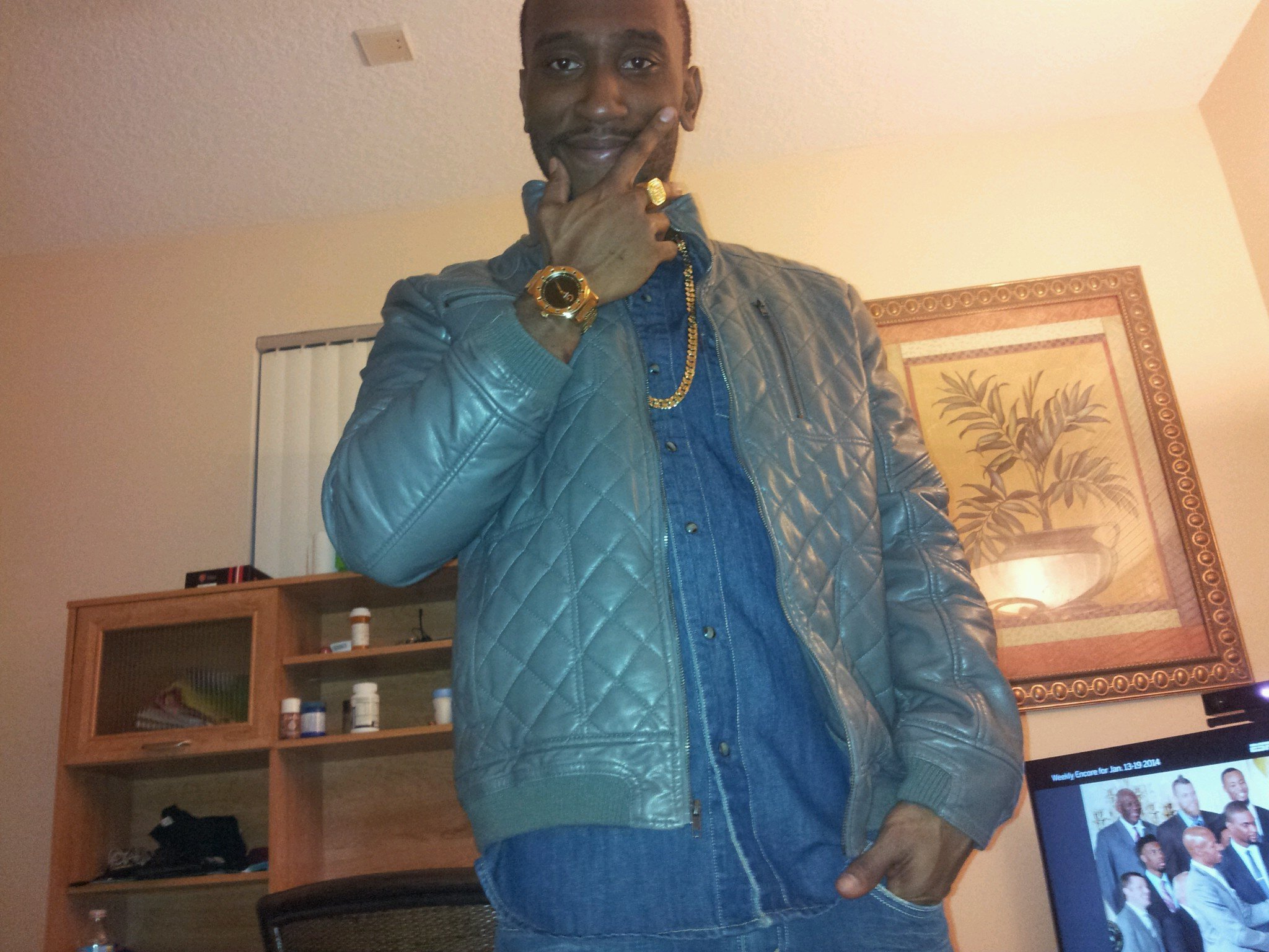 victorsoundz's profile picture. #producer# #artist# reppin dat southflo #teamfollowback #teambajapantie!band page https://t.co/AAV2xBB4Y5