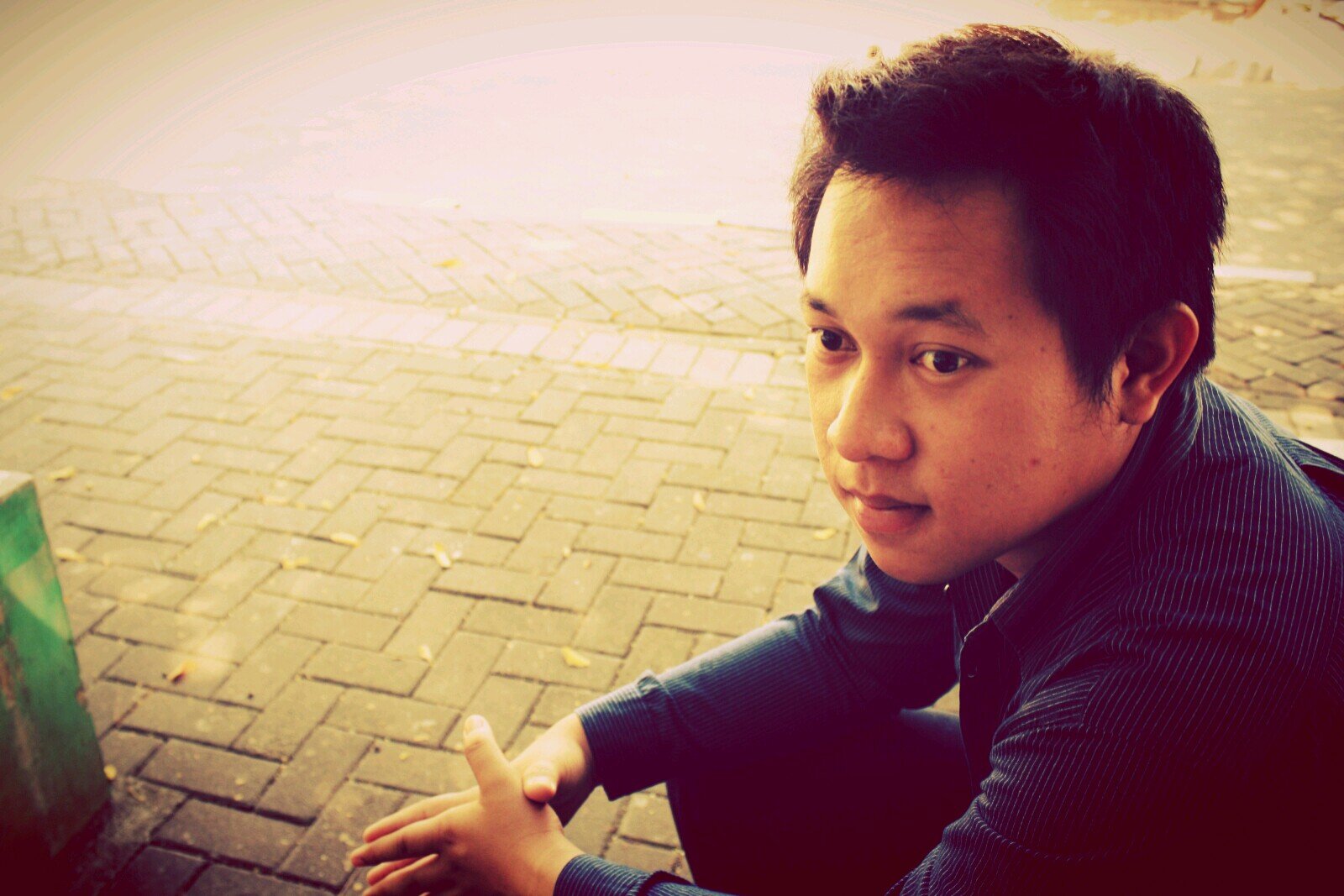 fatahcool2990's profile picture. I like Coffee // I Love Design Graphics // terjebak nostalgia (skripsi/tugas akhir).