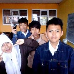 DikiThemfuck666's profile picture. LOE GUE FRIENDS