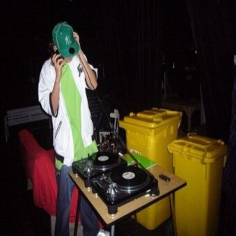 manojvkcc1's profile picture. W Enjoy Internet Marketing And W Have The Secrets to Success......Check Out The Site & Join The Club!!!