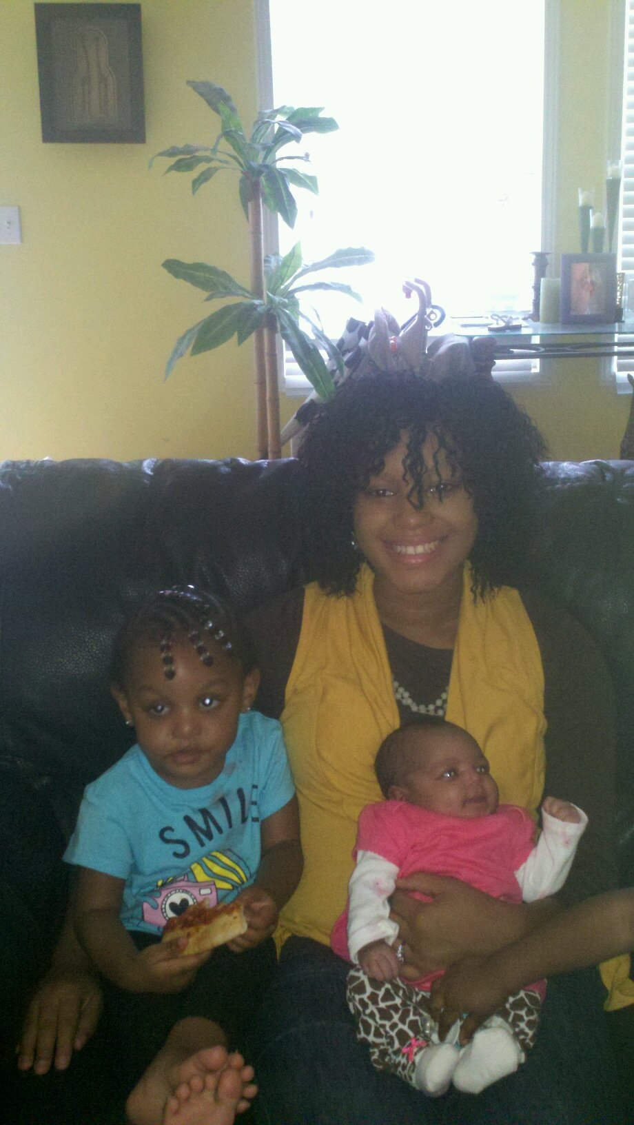 11.27.92 #TeamParent of Zauria TeamCollege Gurl #TeamClassy #TeamMarried {Ronald} :loving my fam[ily]! just on hea for friendz:)