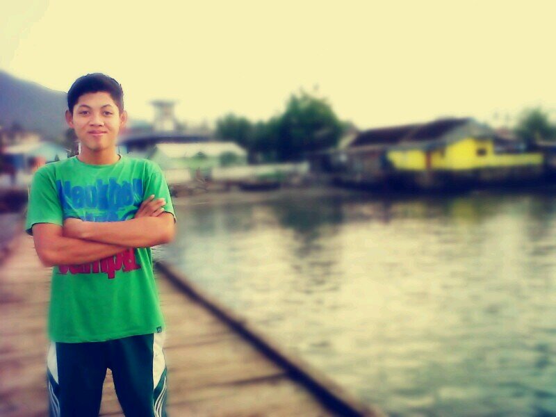 bayu_adhari's profile picture. perlu perjuangan yang ekstra :)