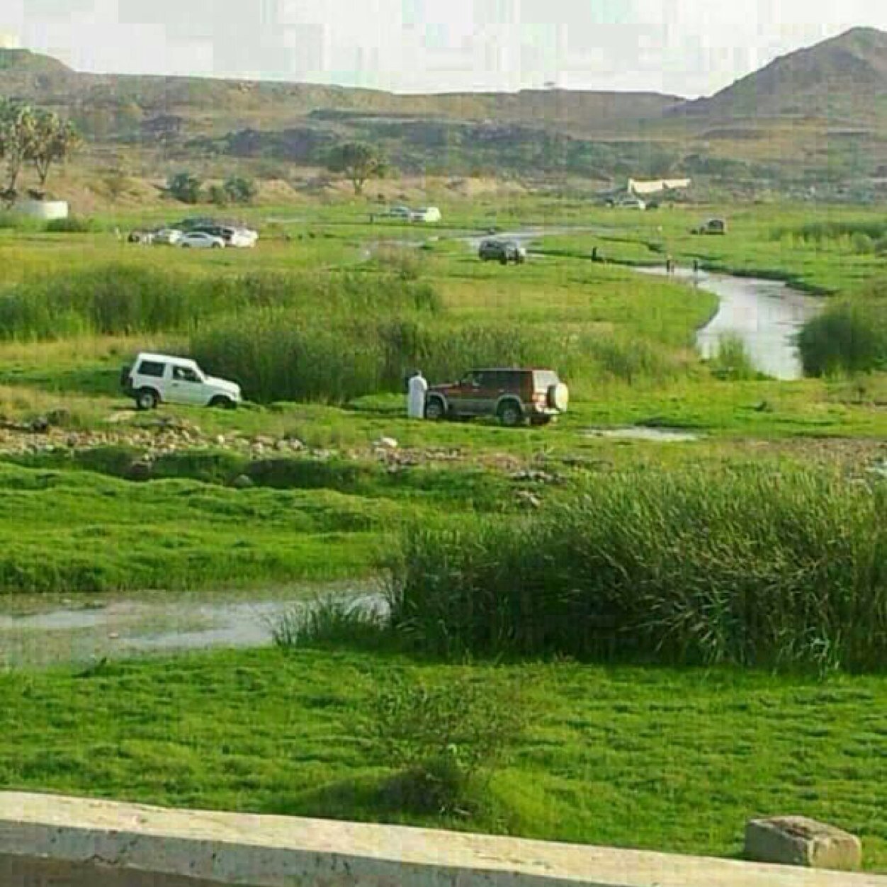 ترانا على خبرك ولو دارت ٠ ٠الايام
تغير تواريخ السنه ٠ ٠ ماتغيرنا..!؟