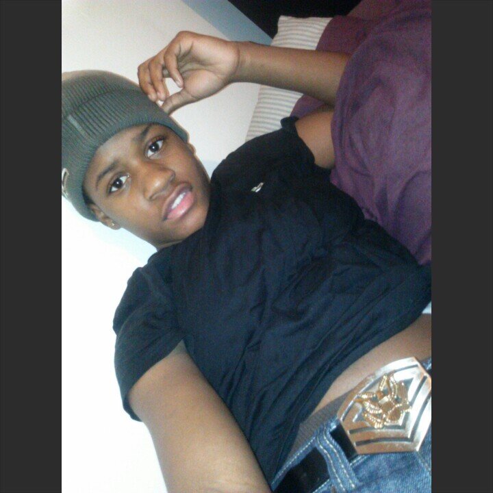 , follow mee and ill follow BACK ✌