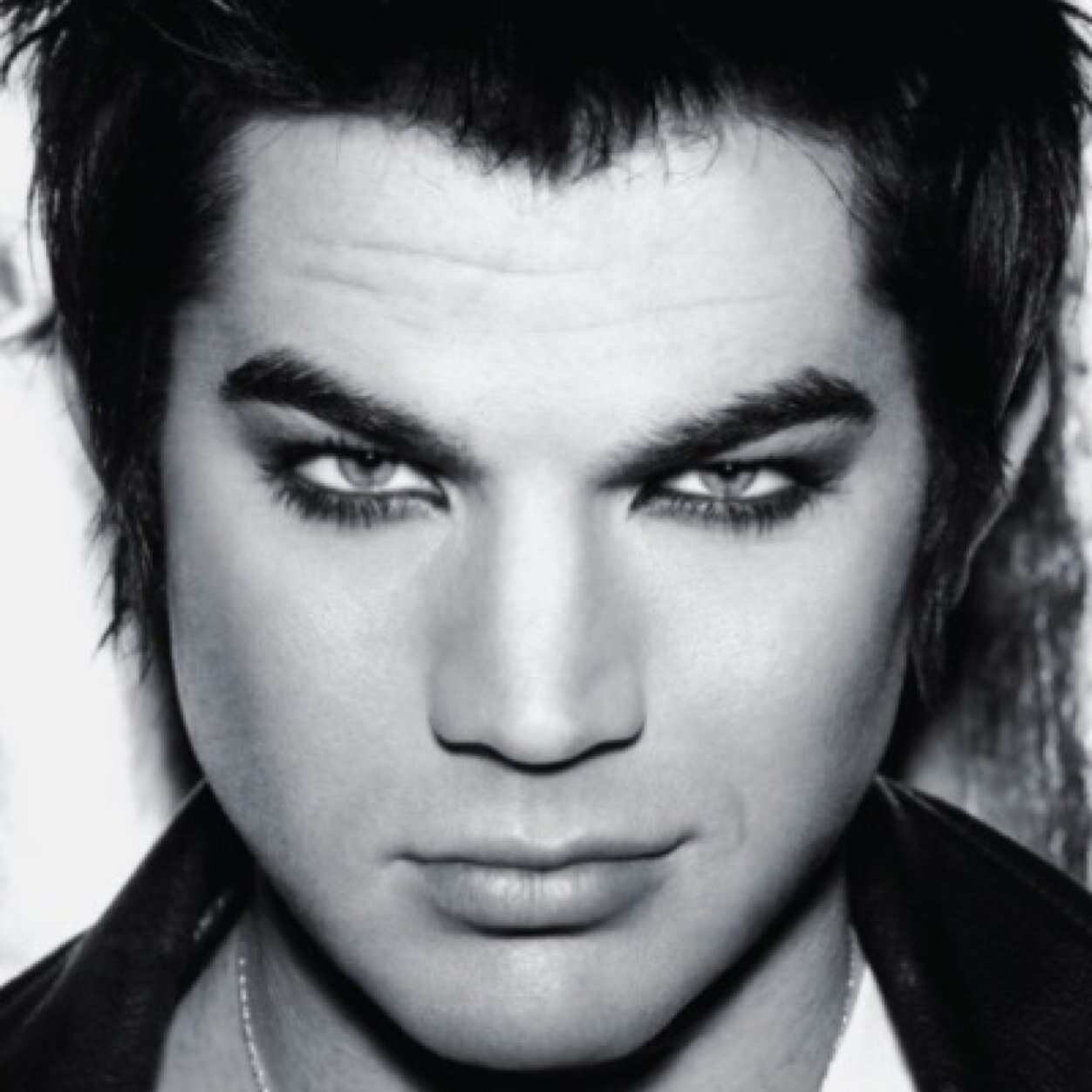 Im a new and uneducated glambert. Follow meh!