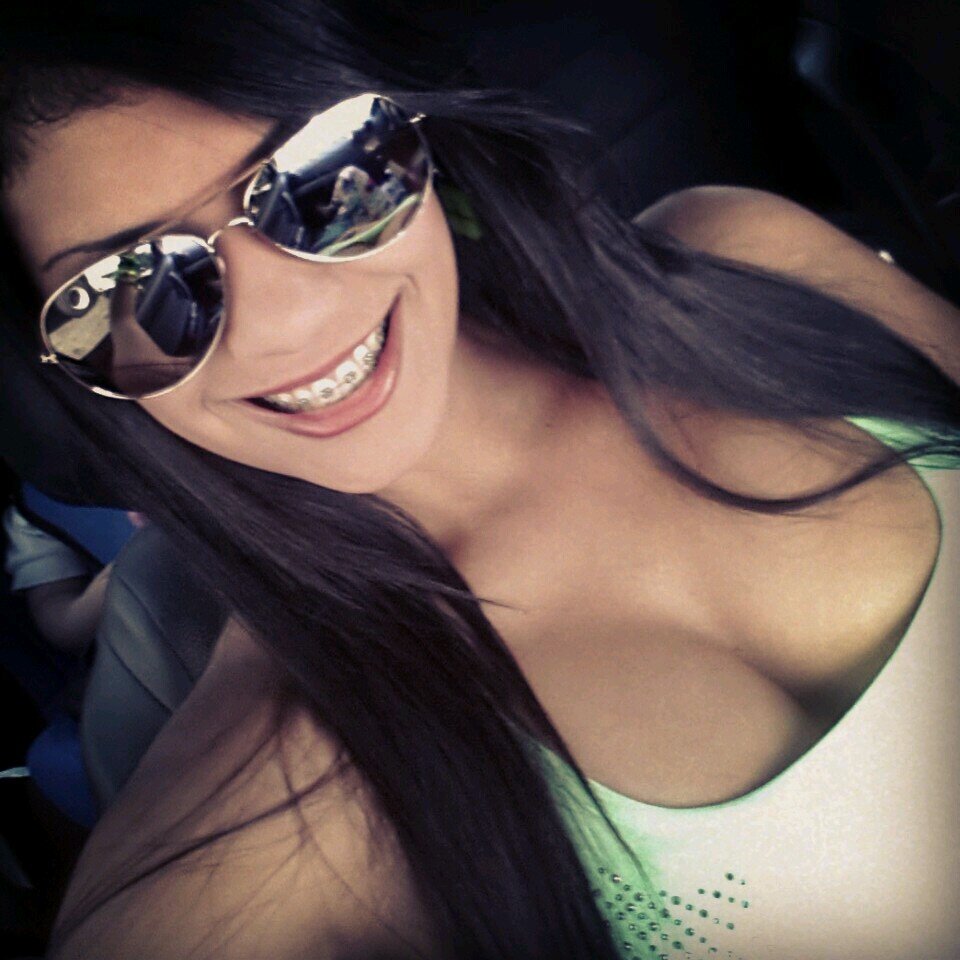 Enamorada de la Vida,  de mi Pais, de mi Gente. .. Apostando siempre a venezuela.... Contigo Todo, Por ti Todo Oscar Emilio ♡  22.12.87--24.05.13