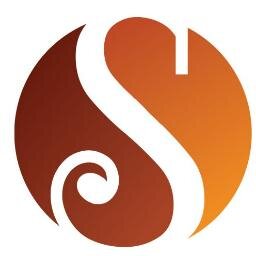 Loja toda climatizada, com móveis requintados com preço diferenciados,  tudo para deixar seu ambiente sofisticado e aconchegante. 83 8121-9724