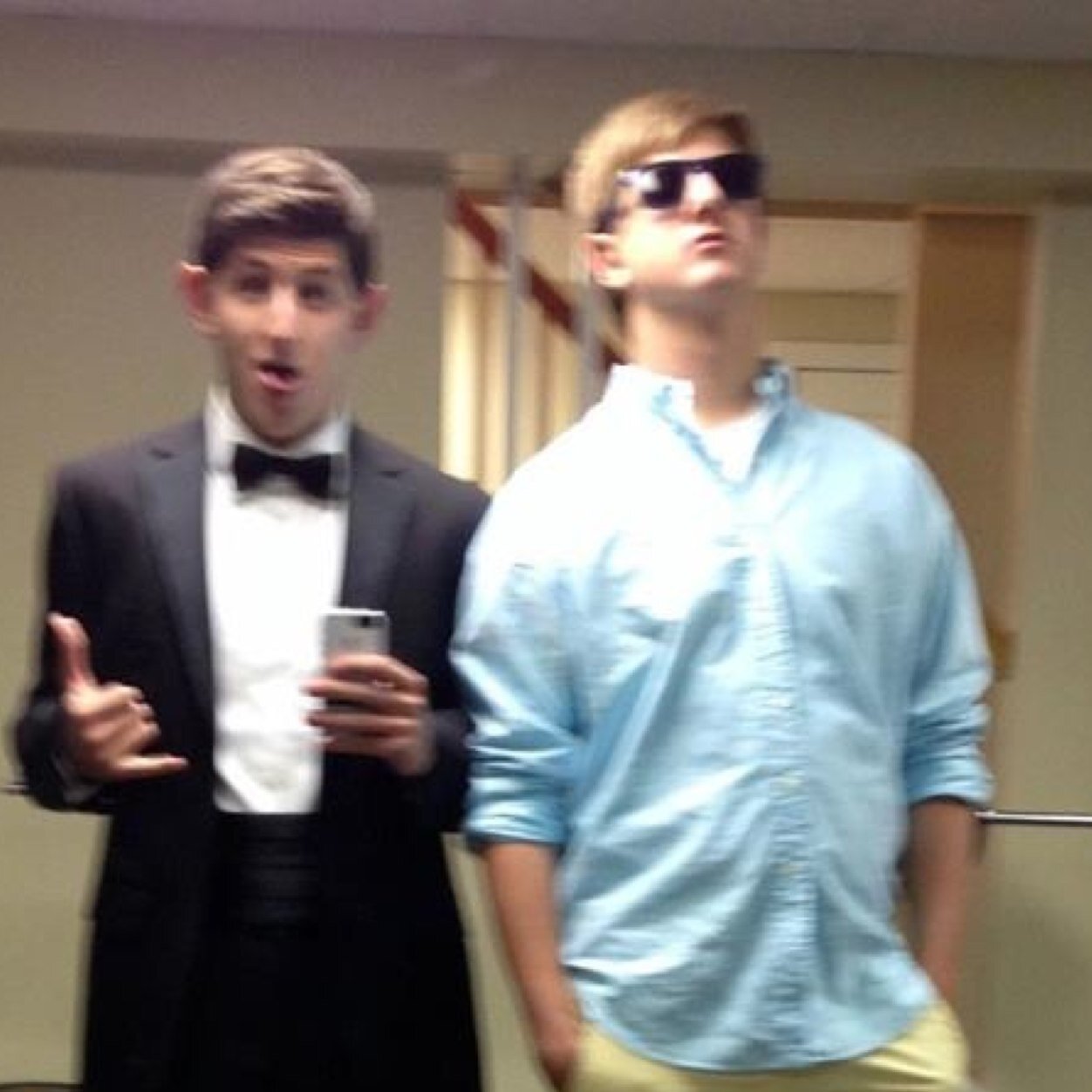 gellerhockey12's profile picture. Che is Che