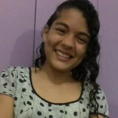 eu me chamo Karinne sua filosofa de todas as horas , amo praia futebol, pizza , Andar de skate , Compor musicas sou estudante amiga e companheira !