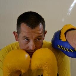 Boxercise Instructor Training, training you to teach boxing fitness classes and padwork for personal trainers