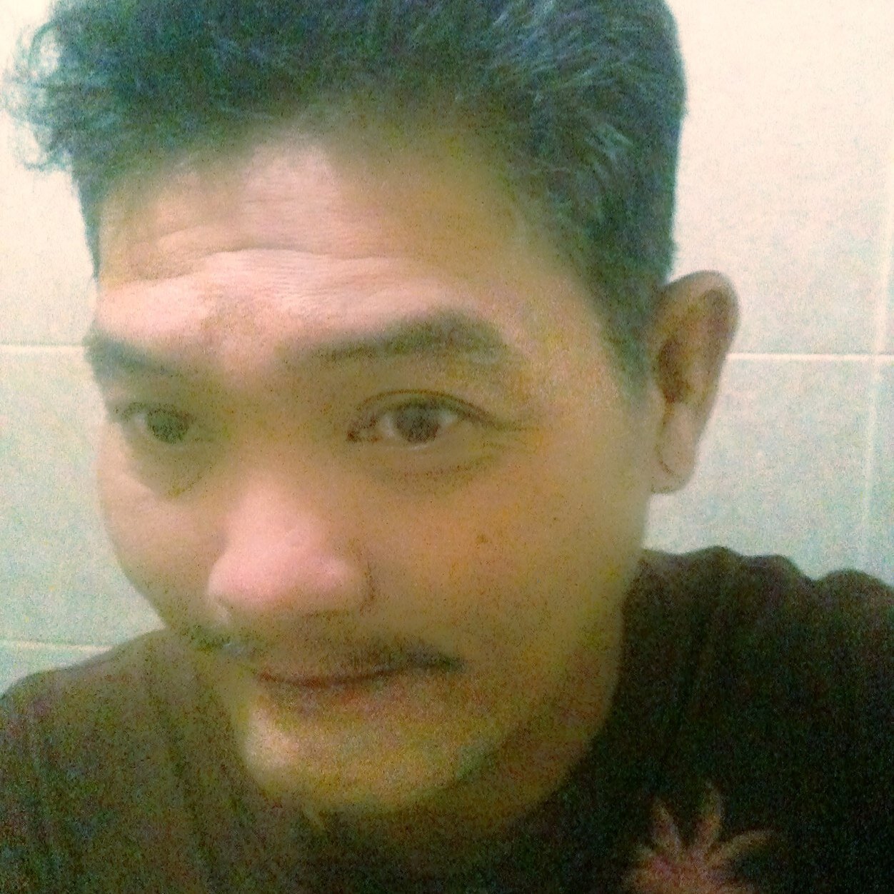 art_0010's profile picture. 