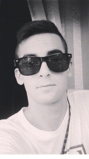 borrar este twitter me lo quitaron... el nuevo es @serri_95