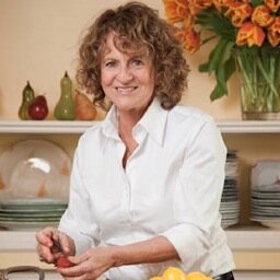 Passionate maker of the best jams possible. Lover of travel, sunshine, and the sweet scent of fresh fruit (comes from growing up in an orange grove).