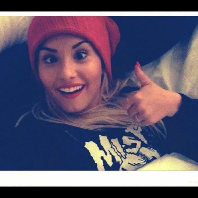 This is a free follow from @getlowlovato
CLICK AND VOTE PLEASE ILY http://t.co/SNmZ3t2Ygl