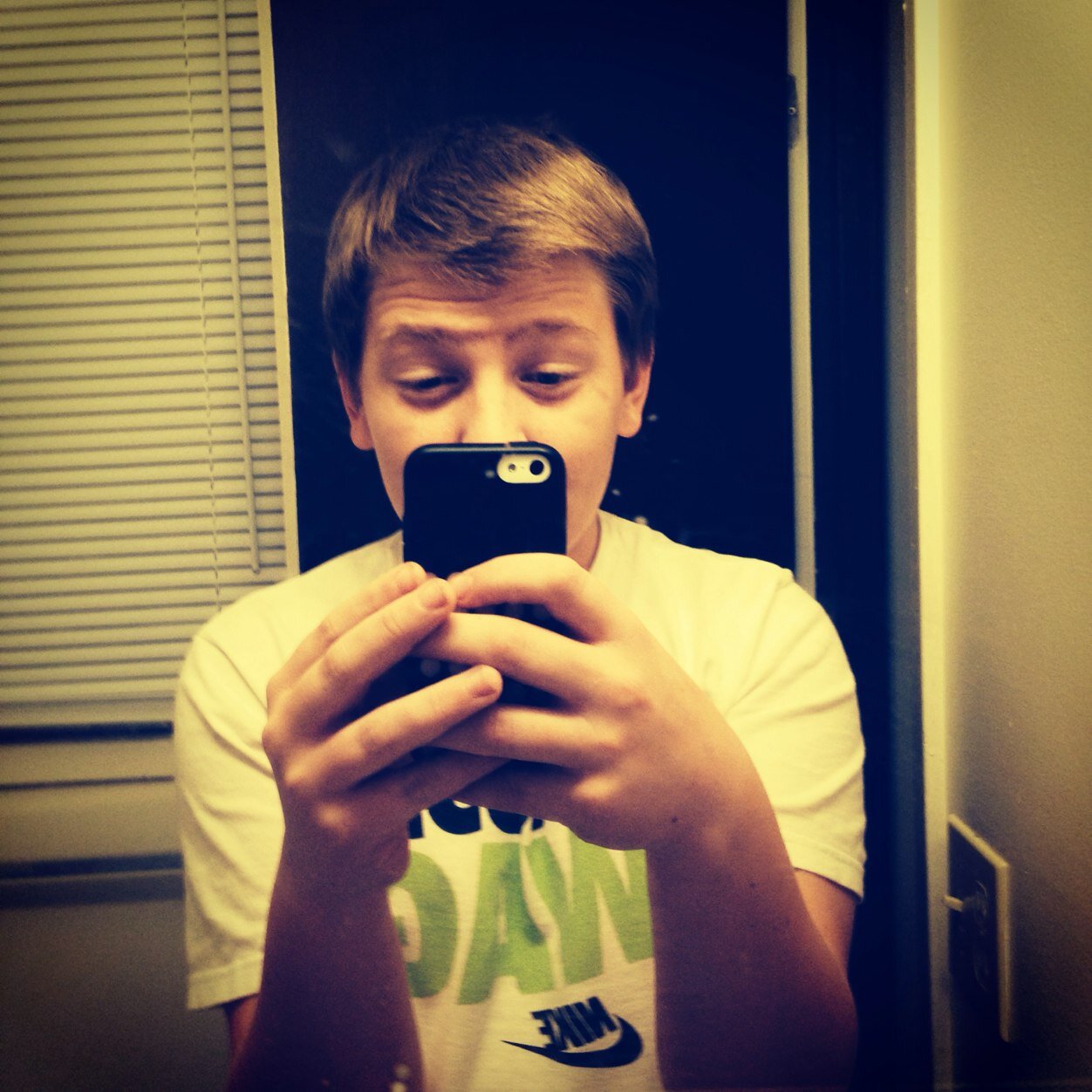 GruhnKyle's profile picture. 15, Born in Australia. Animal Horder  Snapchat : Mu5tang5