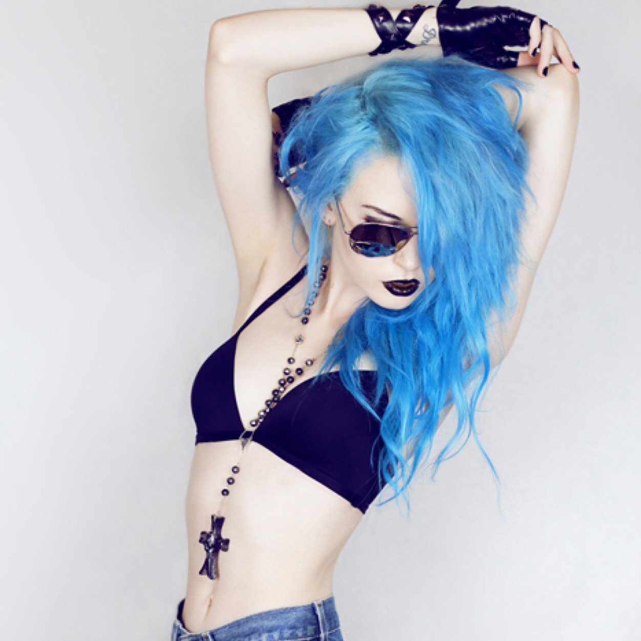 Foreverworrying's profile picture. Diagnosed with anxiety and anorexia.            Same battle, different day.                         17; 5'2; SW: 113lbs; CW: 100lbs; GW: 86lbs