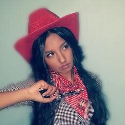 follow me on instagram http://t.co/9BmfKxYrbq
