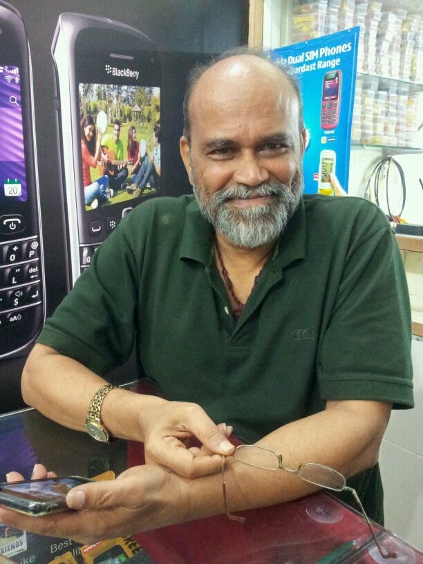 Astrologer & a Face Reader