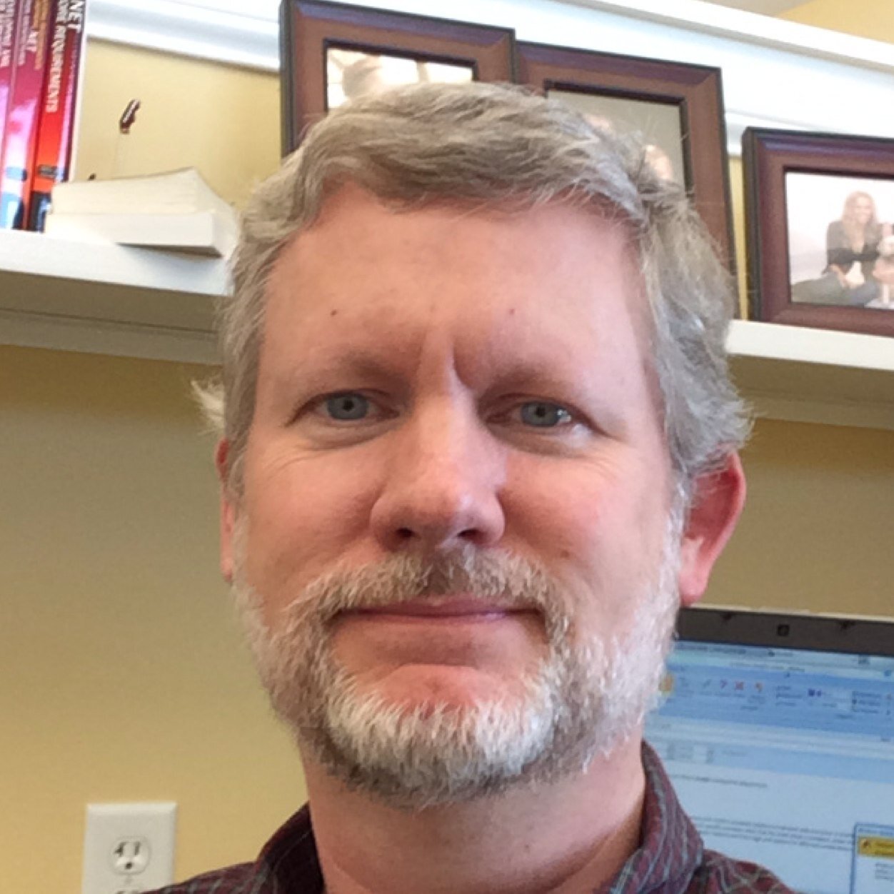 smoak511's profile picture. Christian, husband, father, board gamer, software engineer, youth group worker residing in Fort Wayne, IN.