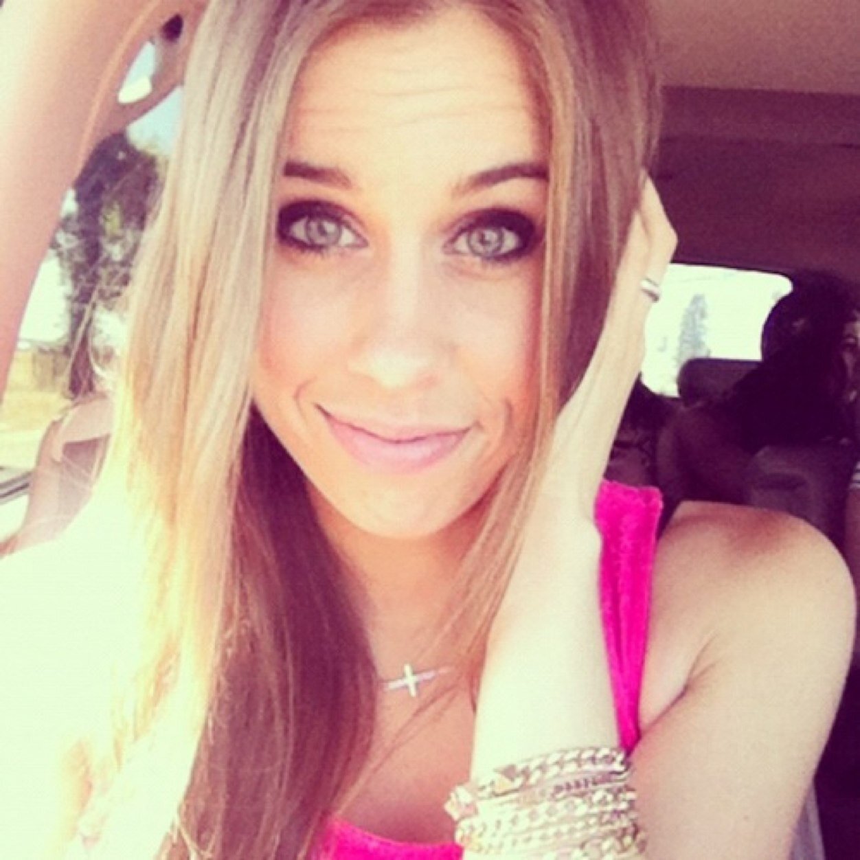 ChristinaCimorelli❤️ http://t.co/fUGkYRQc4T / http://t.co/nLMz61y8p5 @ChristinaCIM #Follow :D @CimorelliBand Cimorelli❤️ #CimFam ;)