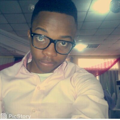 MUFC, Hav got a disiz called AWESOME, Retired PlayBoy/Girlfrend Snatcher!!   Medical Doctor ♠Hakuna Matata♠