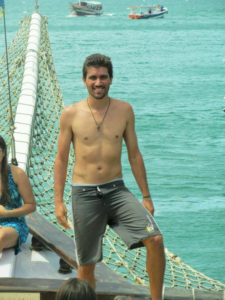 Vinicius_Porto's profile picture. Snap: viniport0 - Se o Senhor não edificar a casa, em vão trabalham os que a constroem.” (Salmo 126,1)