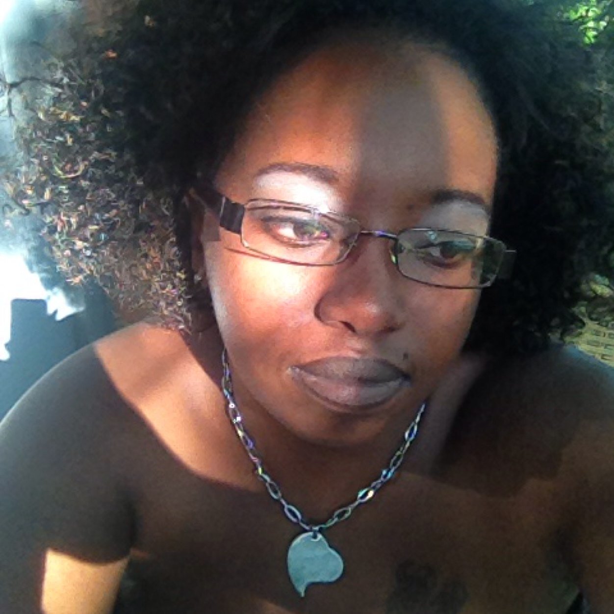 BrownSkinChinky's profile picture. Anyone lookimg to make any extra money.. Hit me!! Serious inquiries only!!