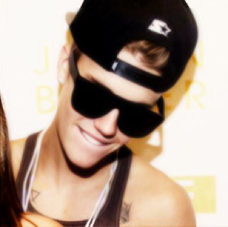 no sigas a esta cuenta,sigan a esta cuenta de beliebers @justin_jbrd da fback si pides.