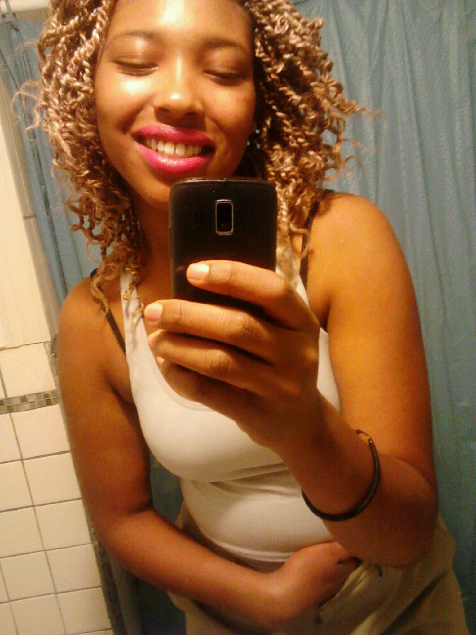 HosDntGetChose's profile picture. #TeamLIBRA #TeamTAKEN {3} #Team.I.KEEP.IT.A.HUNDRED. IF YOU DON'T LIKE WHAT I SAY OR WHAT I DO THEN WHY YOU STEADY TRYING TO #IMITATE #90sBabyFollowTrain