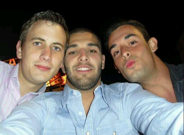 ferky37's profile picture. Muy amigo de mis amigos :D Me gustan mucho las Fiestas :p Y el chiquitin de mi casa hace que sea mas llevadero mi dia a dia