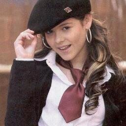 Sou Bianca Delay, Tenho 14 anos, sou inocente e estudiosa; estou no 2º ano do Elite Way. Minha melhor amiga é a @AGUSTINA0ficial