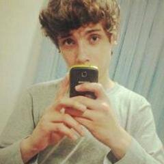 ''Lutar pelo amor é bom, mas alcançá-lo é muito melhor.'' 
FC dedicado a @itsbryanbeh 
- Oficializado 08/01/13
