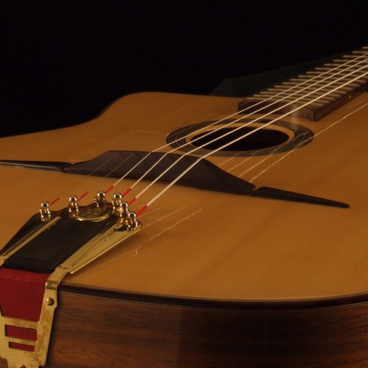 sakevinoNYC's profile picture. Music & Arts Salon