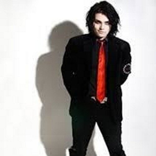 sexysassygerard's profile picture. Drag me either way, I'm fine with it~ [FL/RP] single as a pringle
