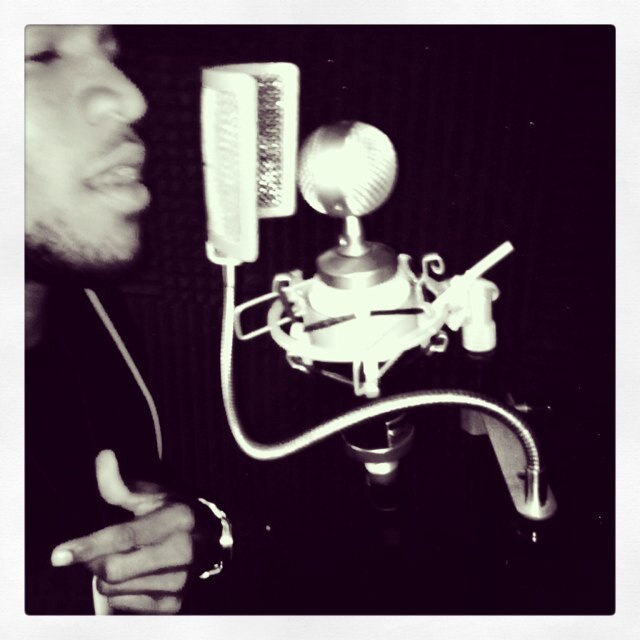 axagoe's profile picture. Rapper/singer/song writer . Fell in love with music the day i realized i could walk in it..... Self employed and loving it ..