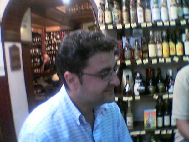 diplomato Geometra, ex Consulente Finanziario ... Cellulare: 342/0018254
